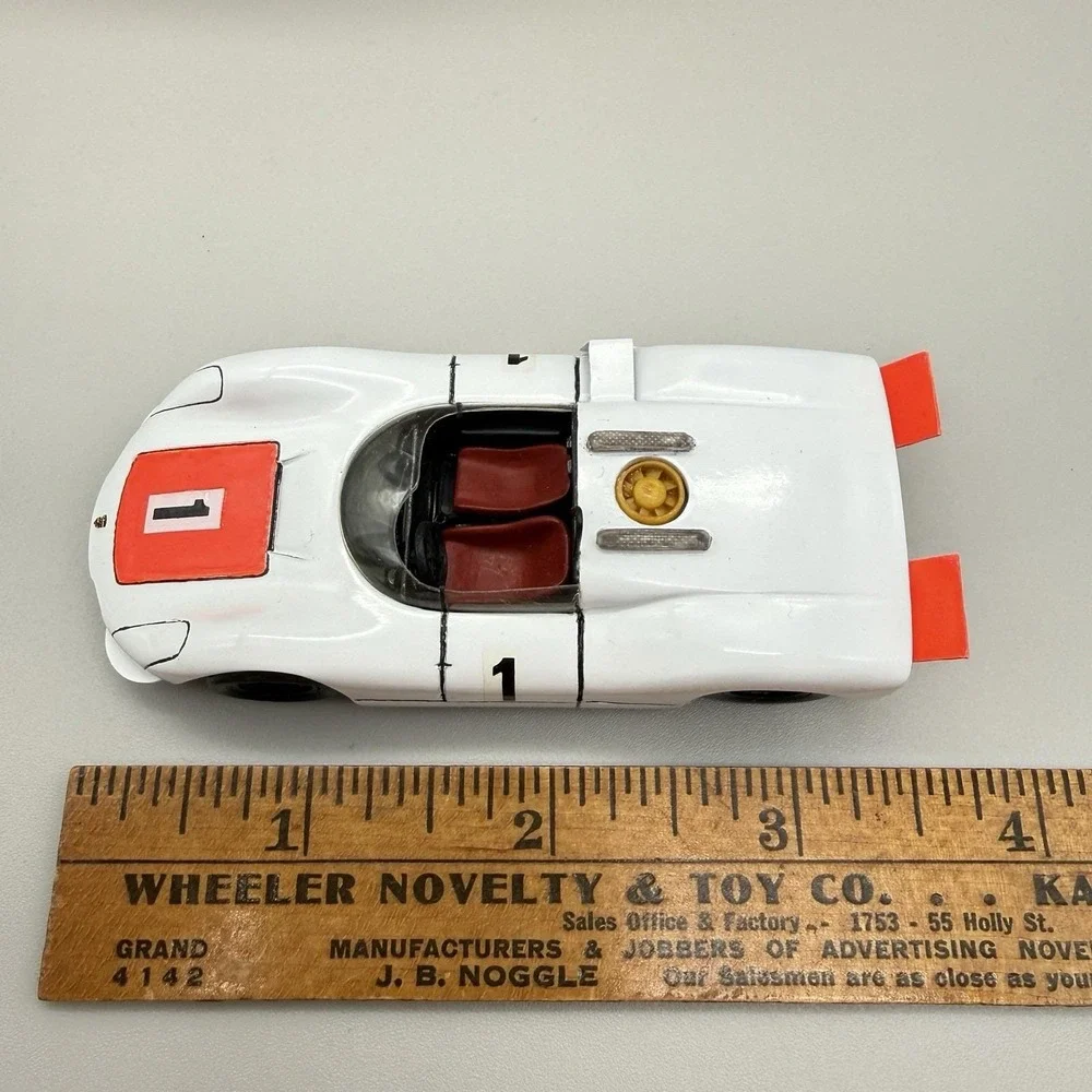 Vroom Porsche 910 1967 Resin 1:43 Scale Model Robb Brown Built France White
